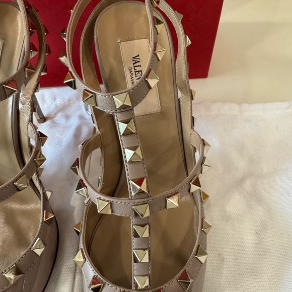 Valentino Garavani Rockstud Caged Pump 100mm - Picture 6 of 13